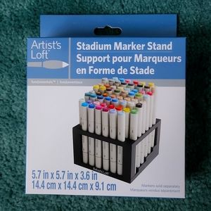 Artist Loft Stadium Marker Stand